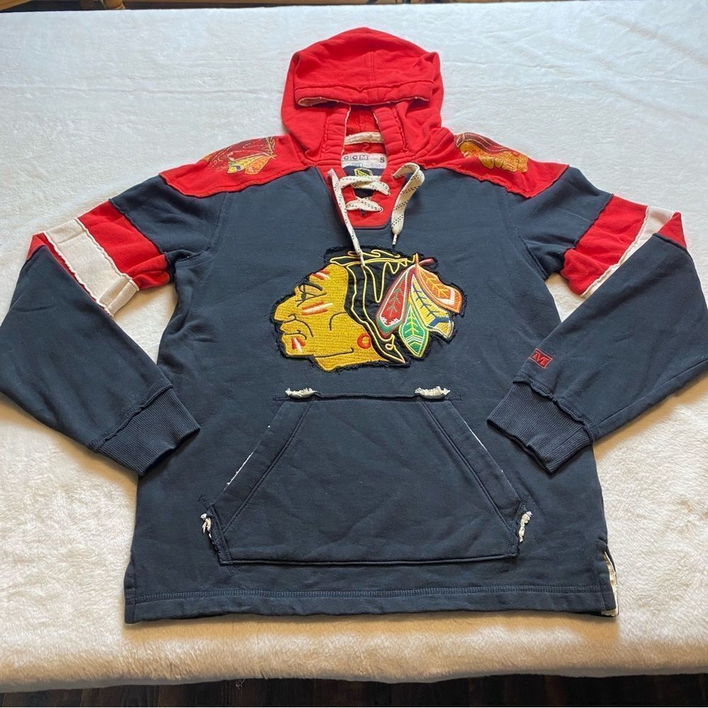 CCM Chicago Black Hawks Hooded Sweatshirt Size Small